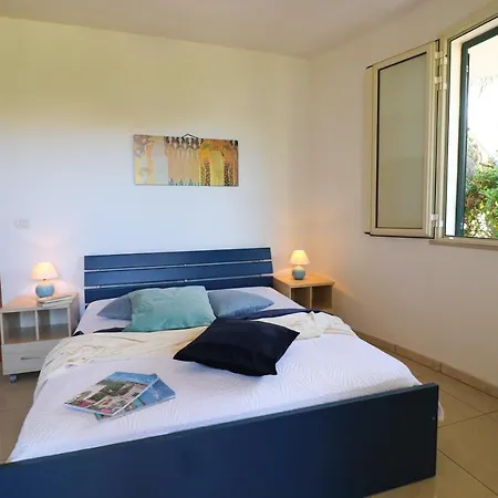 Casa Vacanze Calilla A Castro Castro (Lecce)
